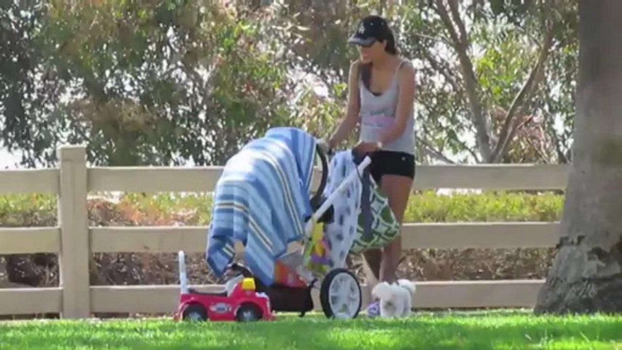 Alessandra Ambrosio et Candice Swanepoel enflamment Miami pendant une séance photo