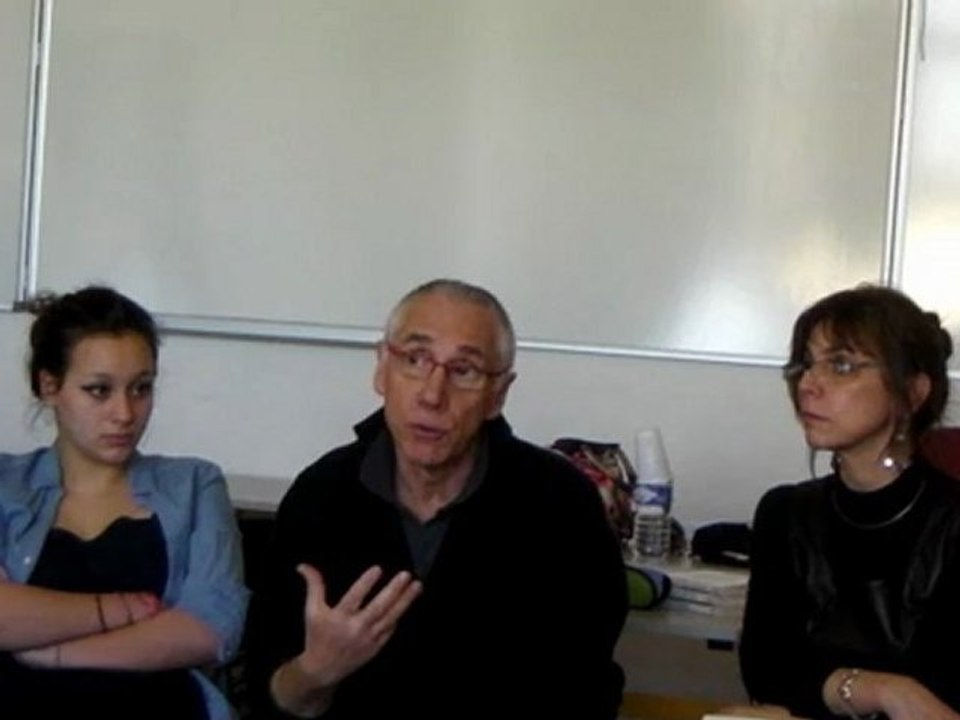 René Frégni devant les lycéens de Dautet