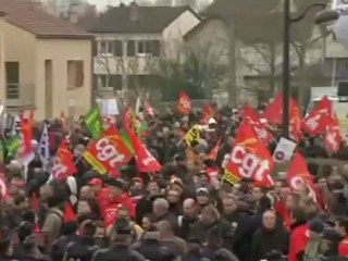 Goodyear : manifestation sous haute tension