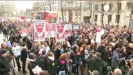 Les députes français disent ''oui'' au mariage homosexuel