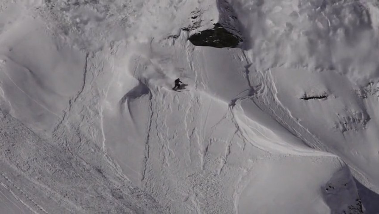 Backflip pendant une avalanche Vidéo Dailymotion