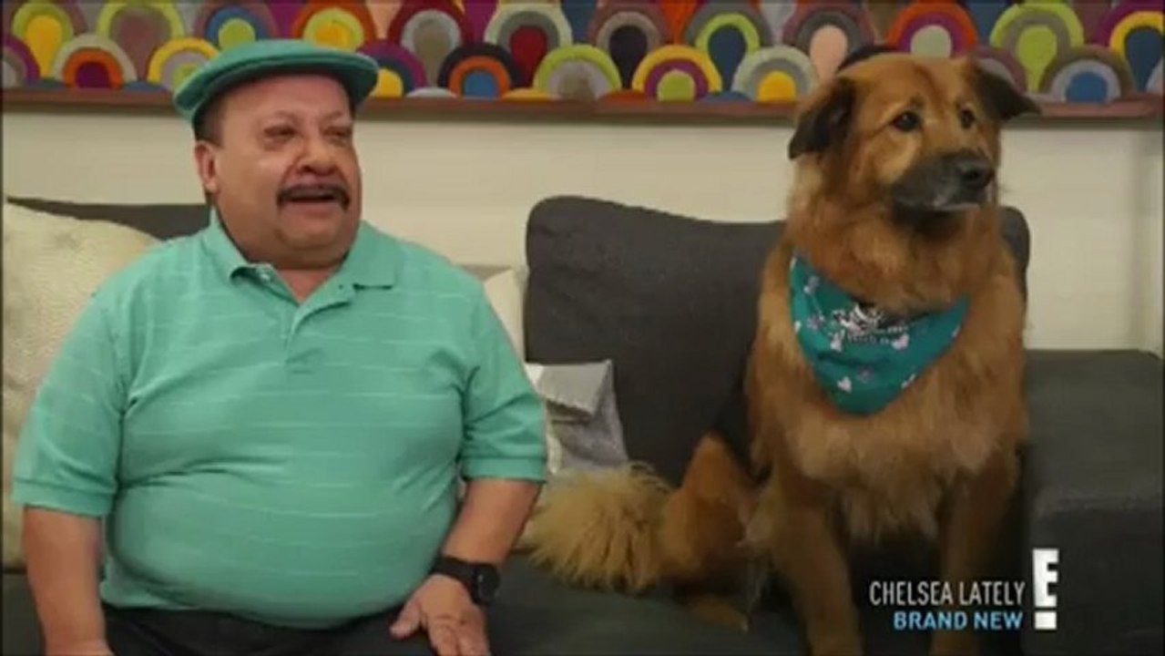 Dave Grohl hosting challenging 2/5/2013 Chelsea Lately