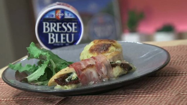 Délicieux poulet farci au Bresse Bleu - 750 Grammes