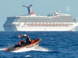 Пассажиры аварийного лайнера жалуются на зловоние