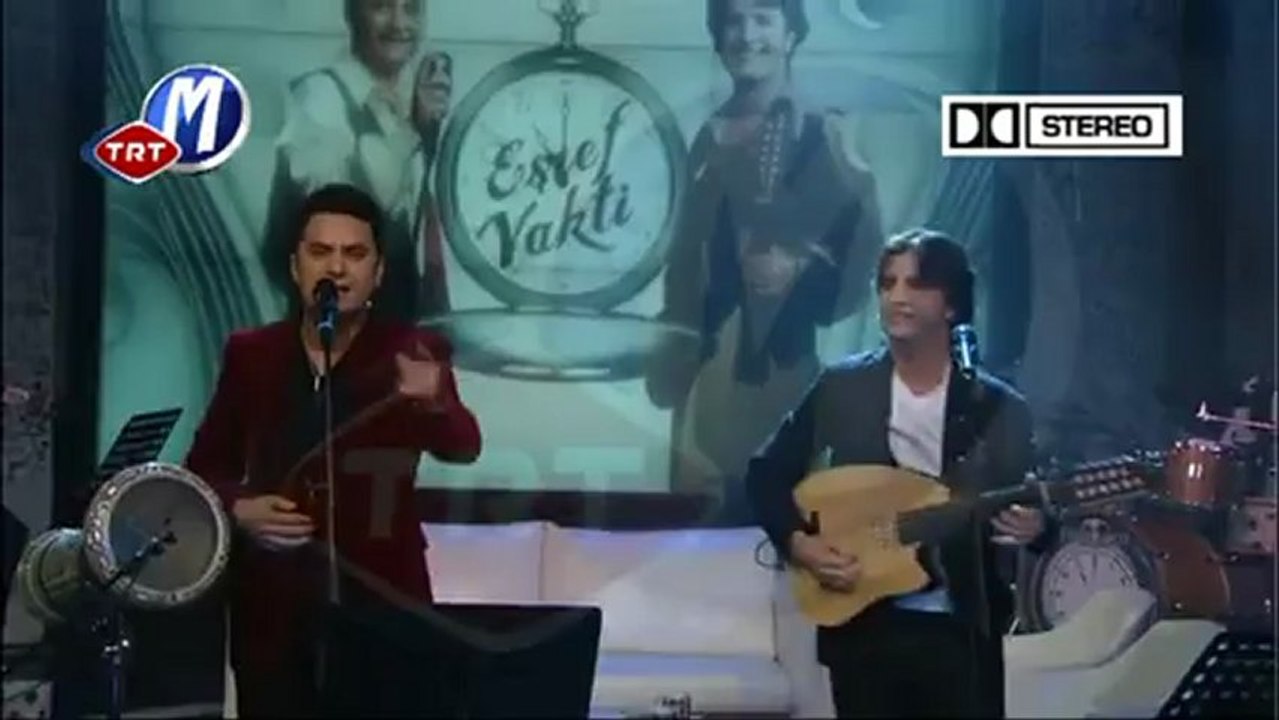Eşref  Vakti   -  Gözlerinin yedi rengi
