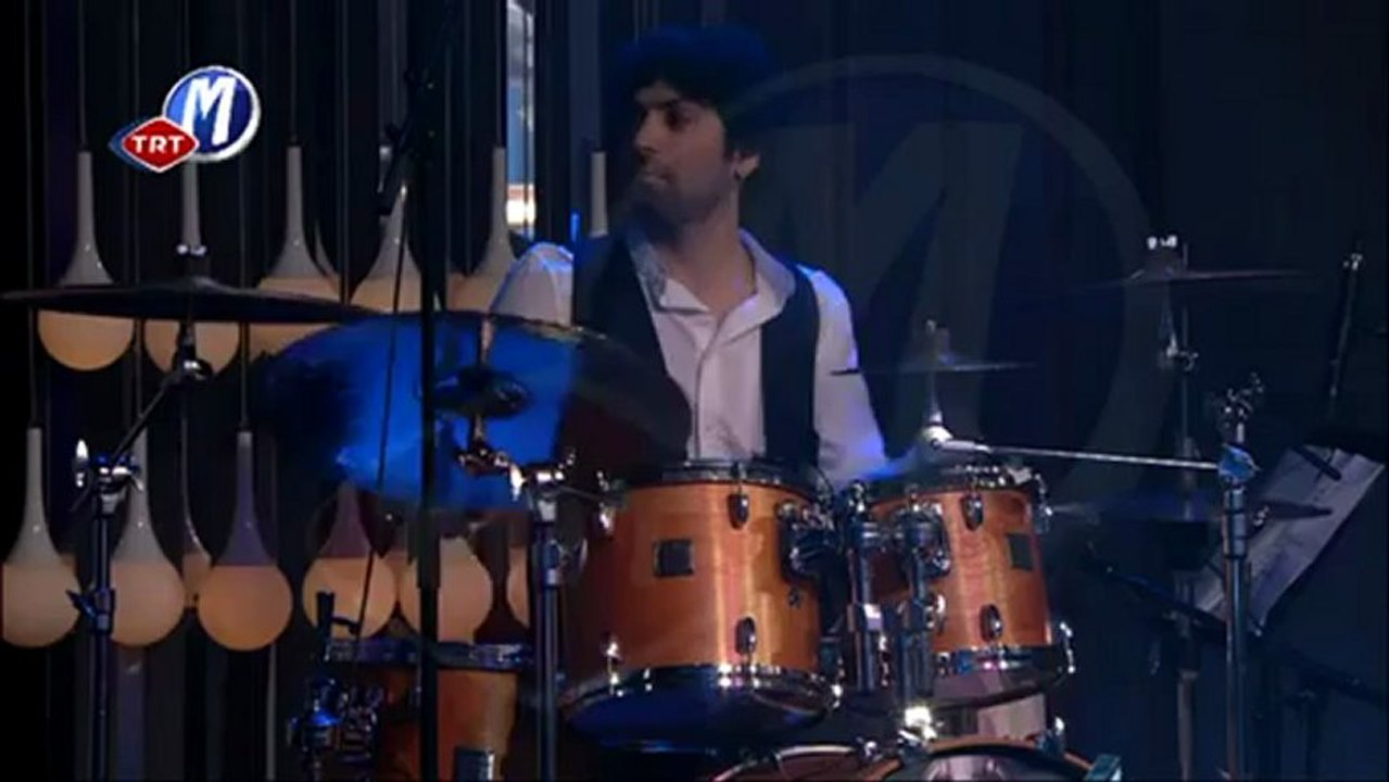 Eşref  Vakti   -  Kimseye etmen şikayet.