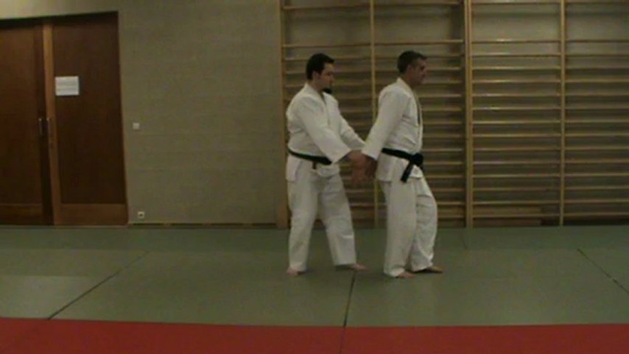 Ushiro ryote  dori : kihon (f1, n 2) s2, ikkyo f1