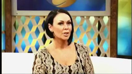 Renée : la victime d'un implant fessier raté sort de l'anonymat