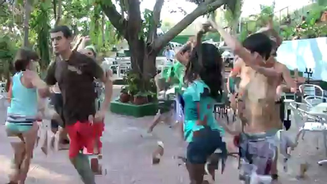 Journée piscine et SALSA  à gogo avec DANSACUBA pour nouvel An 2012