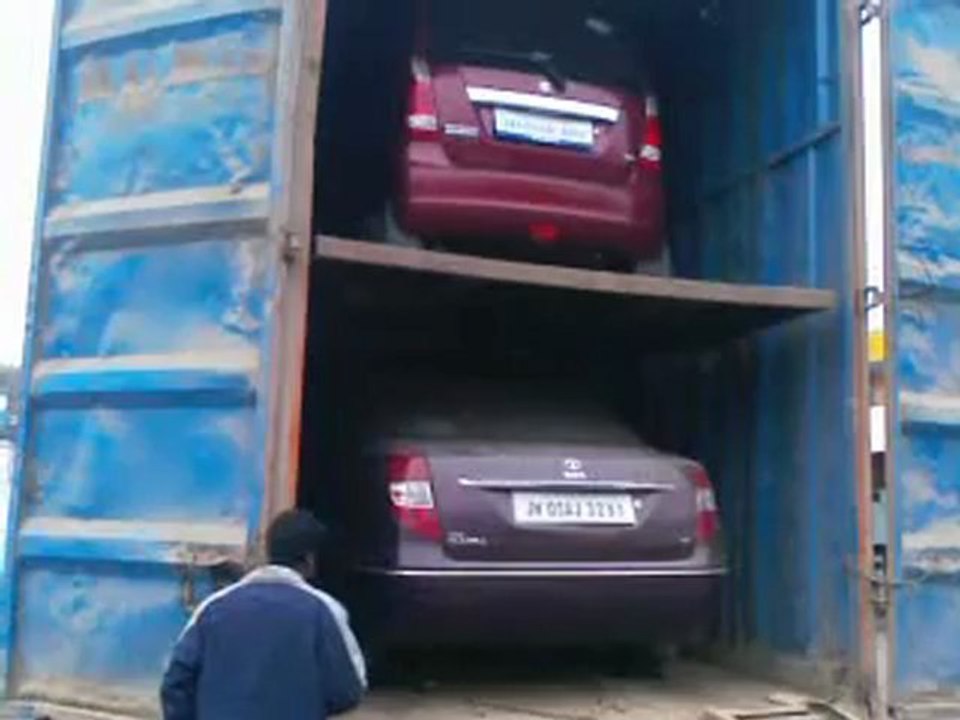 MANGA CAR LOADING