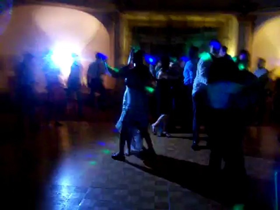 SUCHE ITALIENISCHE BAND FÜR HOCHZEIT BAND