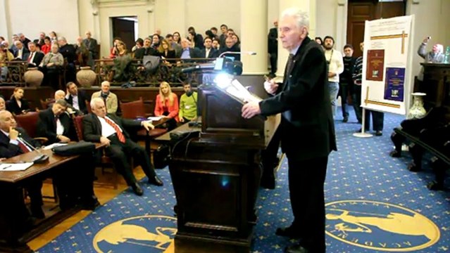 1 - Profesorul Radu Ciuceanu lanseaza Enciclopedia regimului comunist din Romania la Academie