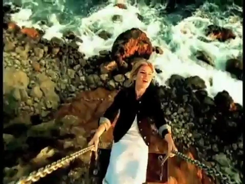 -Jennifer Paige -(clip )  '' CRUSH ""