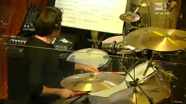 annalisa - Presentano Fabio Fazio e Luciana LittizzettoAutori e direzione artistica di Fabio Fazio, Claudio Fasulo, Pietro Galeotti, Massimo Martelli, Francesco Piccolo, Marco P..