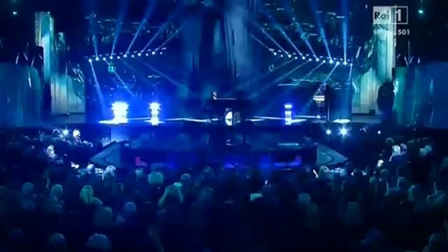 raphael gualazzi - Presentano Fabio Fazio e Luciana LittizzettoAutori e direzione artistica di Fabio Fazio, Claudio Fasulo, Pietro Galeotti, Massimo Martelli, Francesco Piccolo, Marco P..