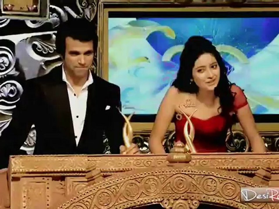 Happy Valentine's Day// ft. ArVi +AshVik