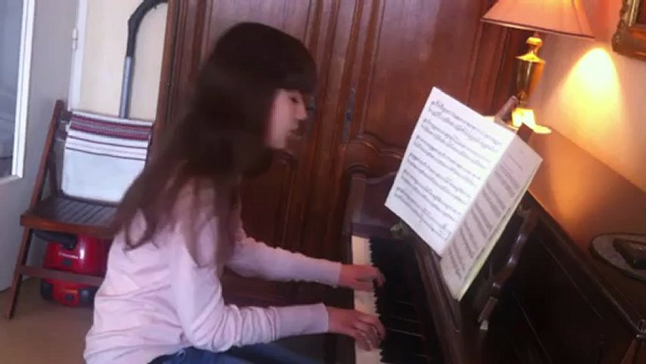 Eva Mylle, 13 ans, une pianiste virtuose et un avenir prometteur