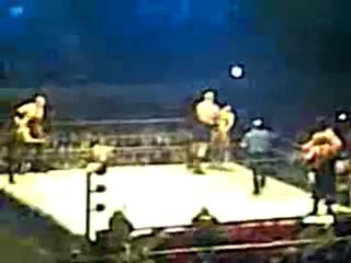 Big Show - loudest chop ever!