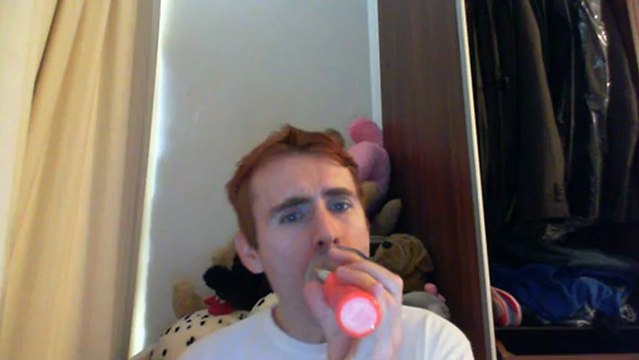 Wiwi égratigne love me with all of your heart d'Engelbert Humperdinck