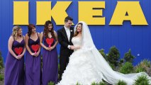 Un mariage, le jour de la Saint Valentin.. Chez IKEA