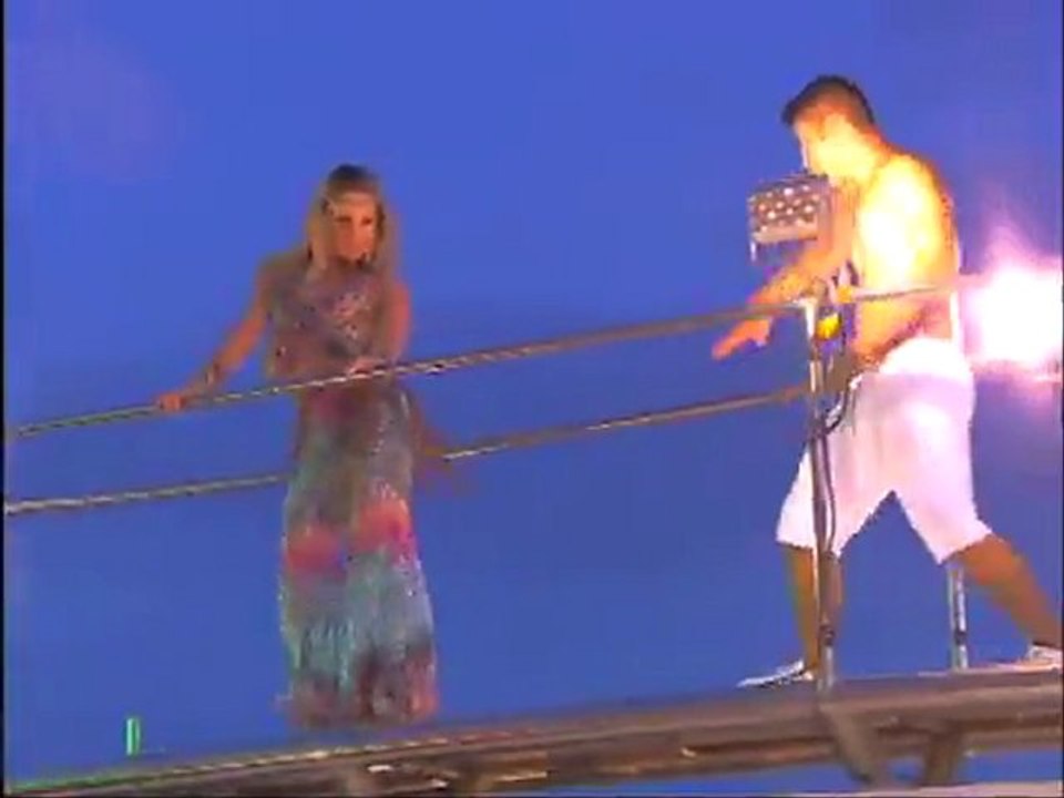 Claudia Leitte dança Largadinho  Carnaval 2013