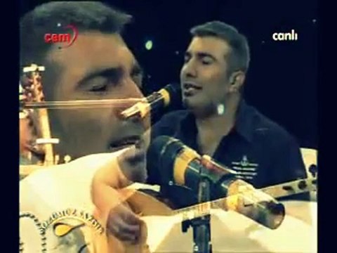 Özcan Türe - Ben Garibim Sen Garipsin