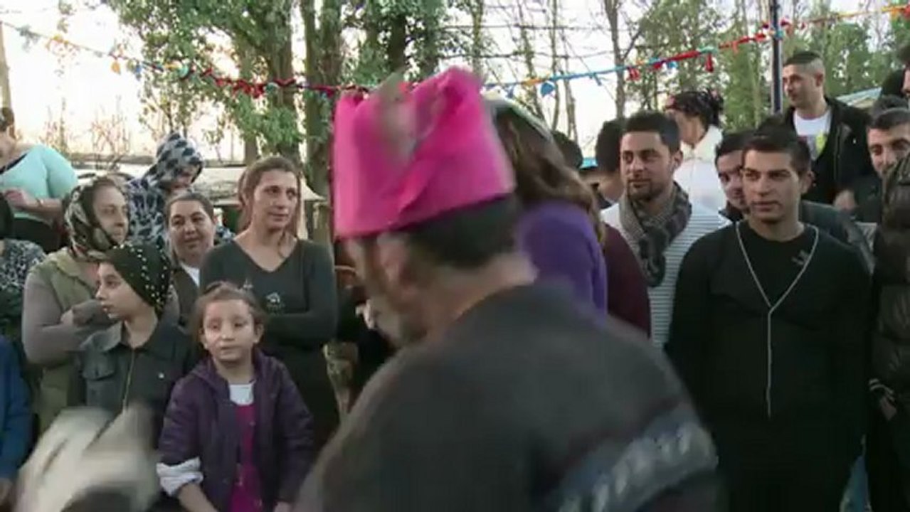 Une star du flamenco danse pour les Roms à Ris-Orangis