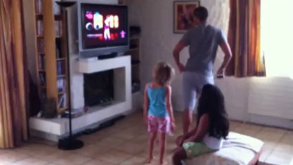 Juillet 2012 - Danse avec la Wii (1)