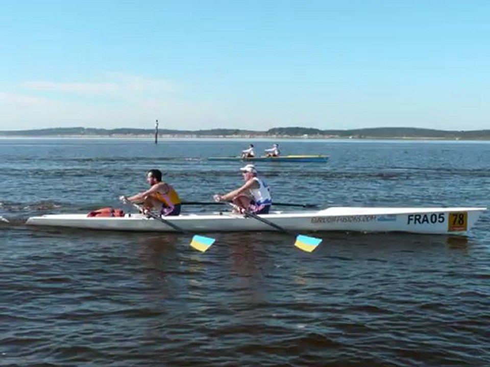 20130216 Regate d'aviron de mer à Claouey sur NaviguerEnAquitaine.com http://naviguerenaquitaine.com v1