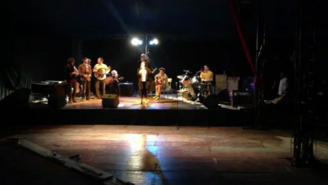 Sur le Bout de Chemin de la Route , Chapiteau D'Hiver 2013, Le Relecq-Kerhuon