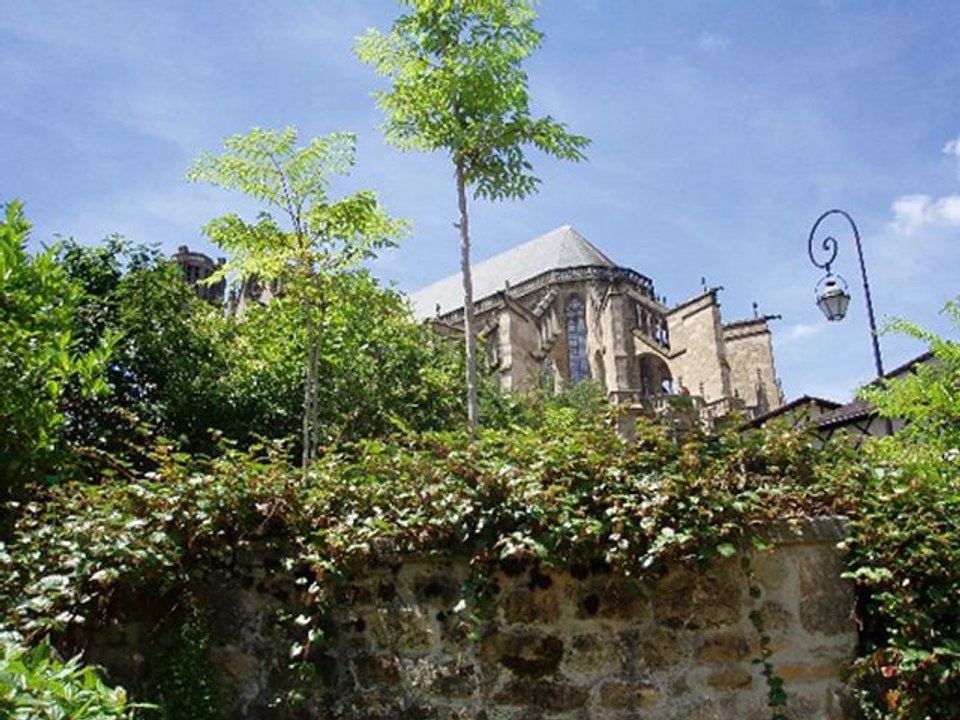 11°JOUR D'Agde à Brigneau en vélo du 3 au 18 juin 2009. Trois mois après avoir pris ma retraite je traversais toute la France à vélo, en solitaire... 11° JOURS