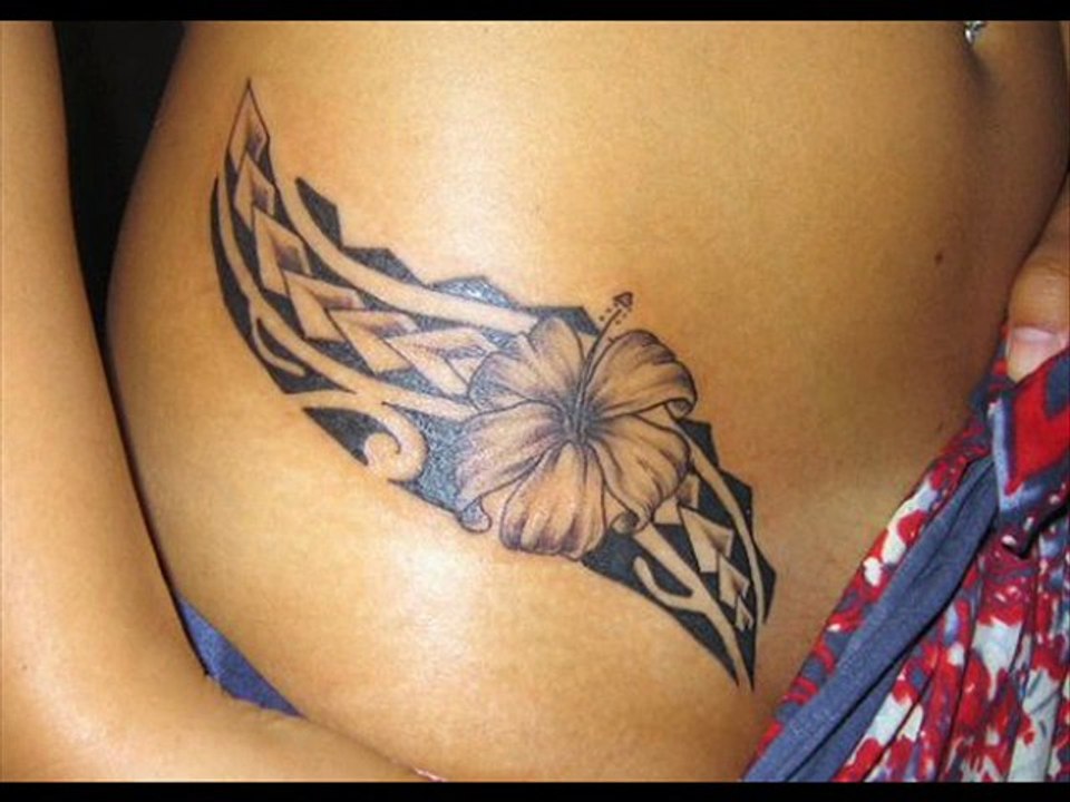 Flower-power tattoos (tatuaje)