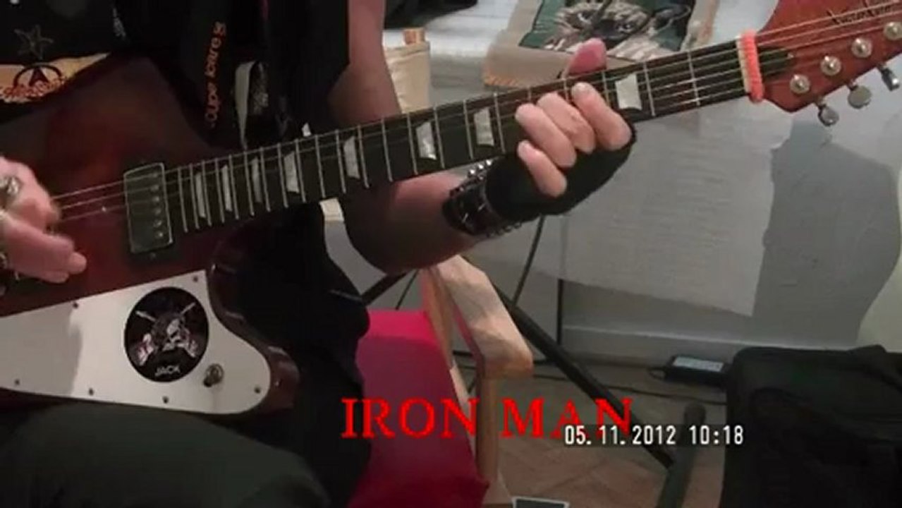 iron man,(black sabbath)solo