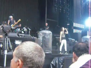 Mai en avant premiere johnny halliday stade france 2012