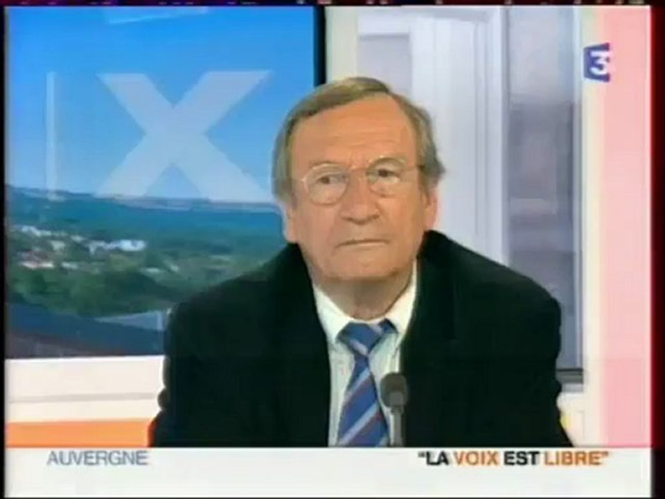 MAI 68 A CLERMONT-FD . Serge Lesbre.