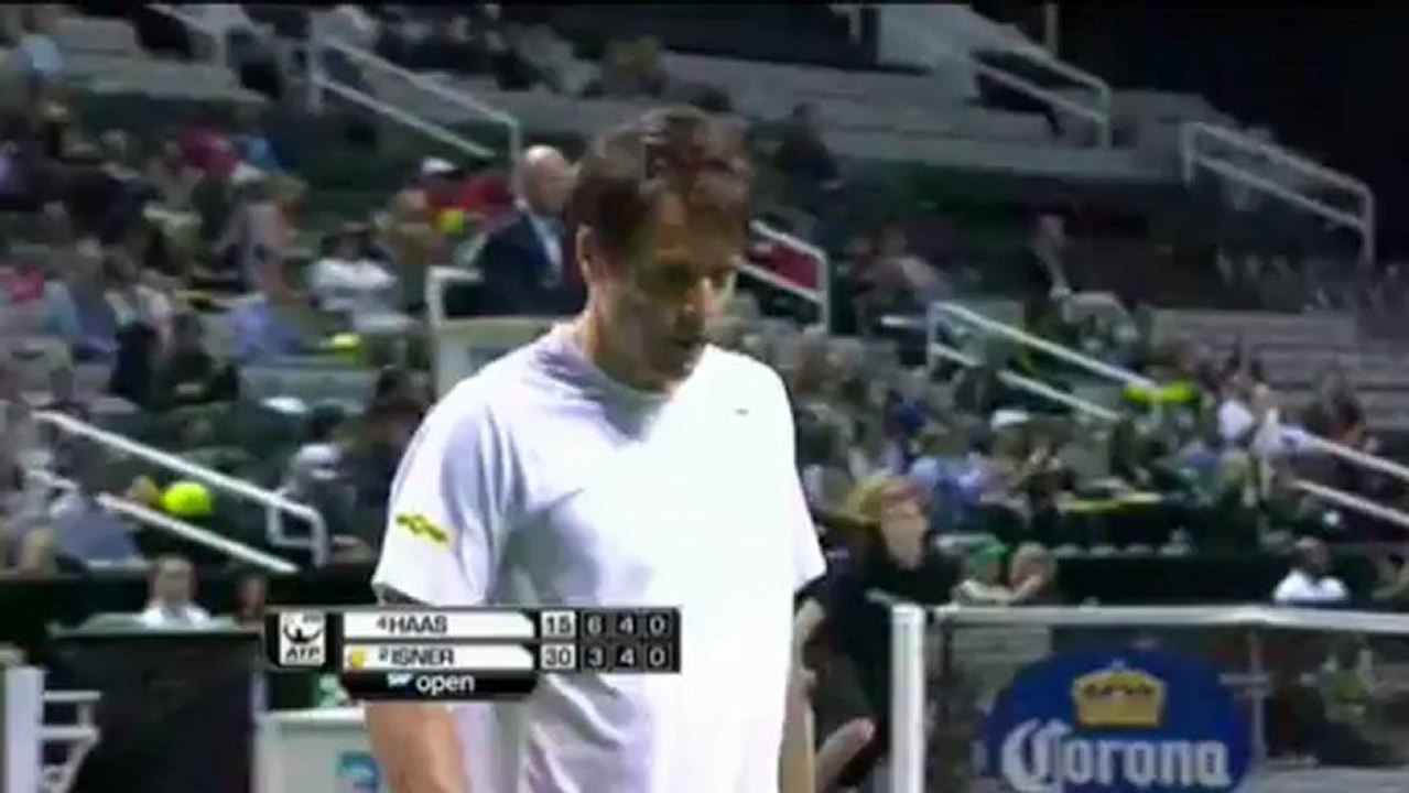 Haas batte Isner - San José, semifinale
