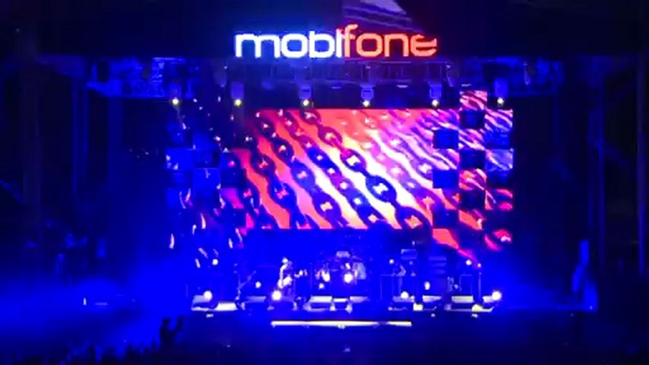 RockStorm2012 Hà Nội-Tuyết trắng và Đỗ quyên đỏ - Ngũ Cung
