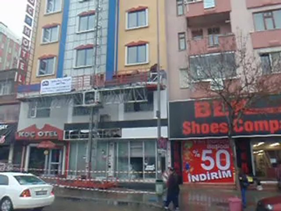 Otel cephe söküm ve restorasyon.