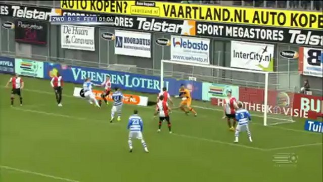 Feyenoord miss chance to go second