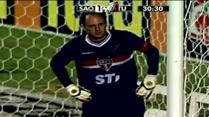 San Paolo, che papera Rogerio Ceni!