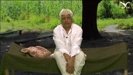 Bappi Lahiri Wears Mangalsutra on LNN 📰