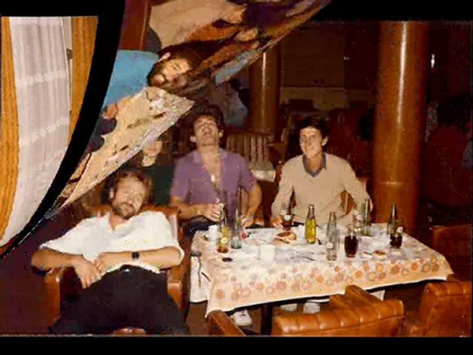 Години,години