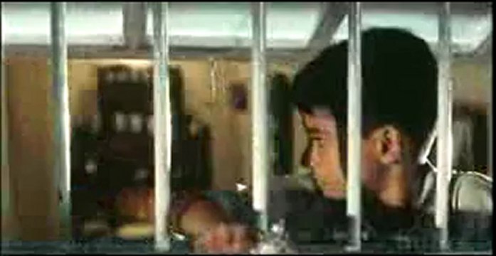 GALI ME AAJ CHAND NIKLA