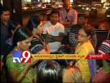 TV9 employee faces dowry harassment, dies mysteriously
