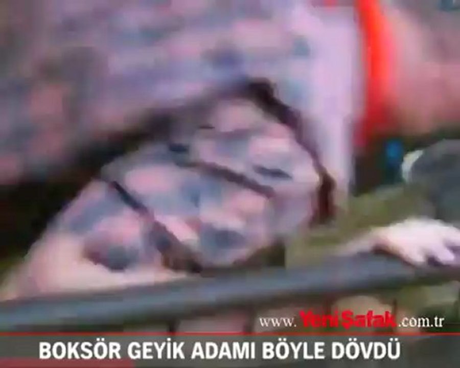 Boksör geyik adamı böyle dövdü