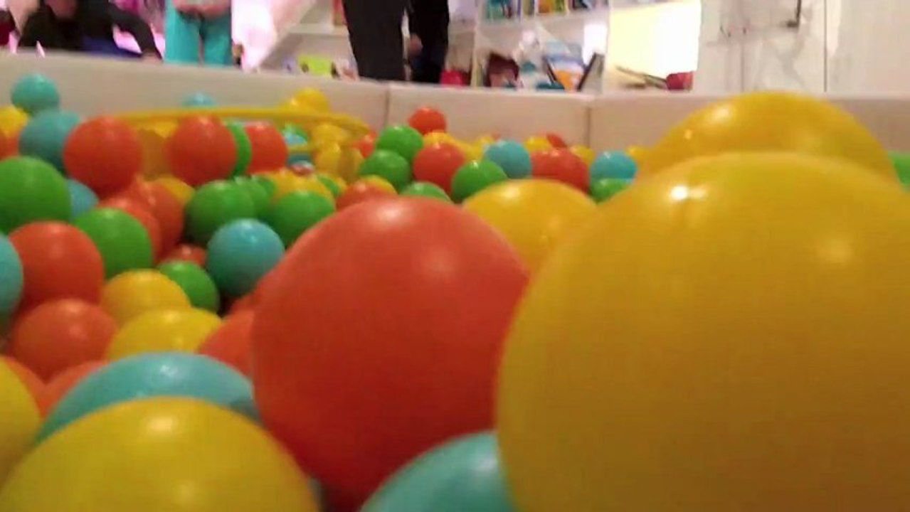 Trailer Alexis HK - #PapaChanteur - #LesMaternelles 21 fevrier 2013