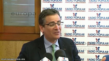 Basagoiti: “La peineta, a la corrupción”