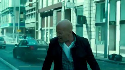 Die Hard : Belle journée pour mourir - Extrait Course Poursuite VF HD
