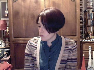 Bol Asymétrique Hiver 2013 : Tendances et Styles à Adopter ❄️ - thumbnail