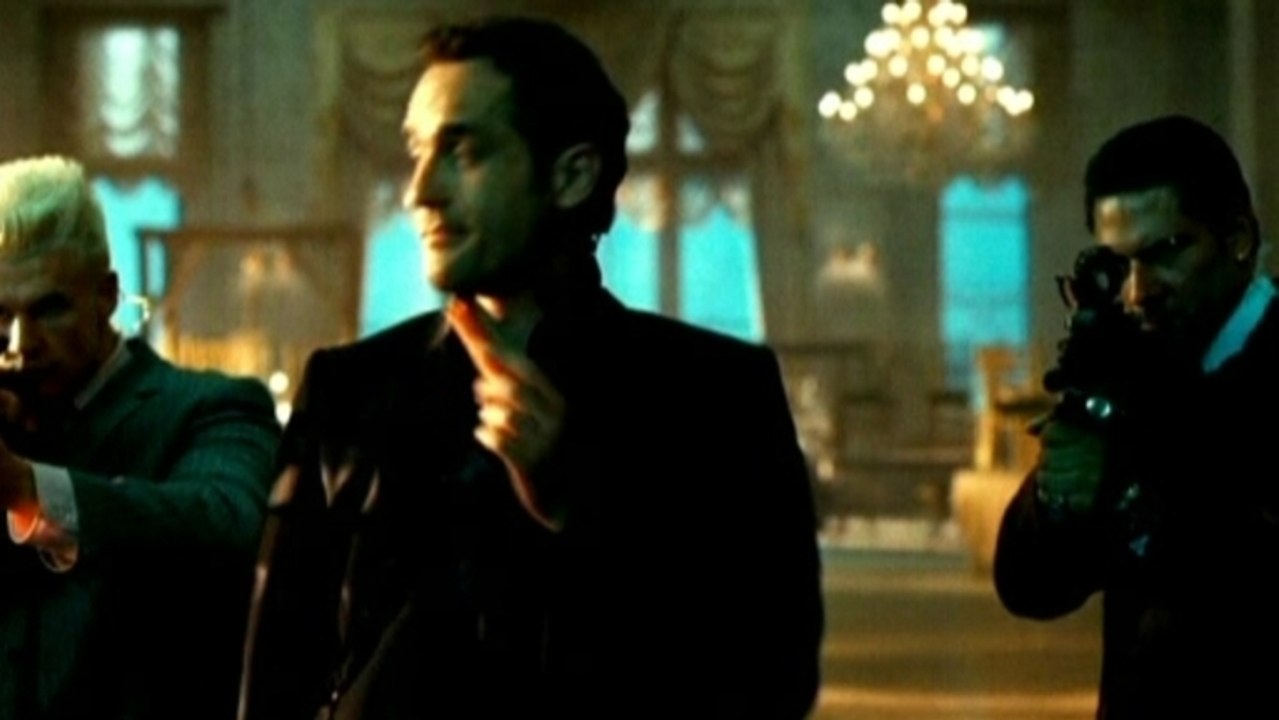 Bruce Willis' latest "Die Hard" tops box office